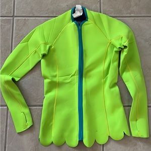 Roxy wetsuit - size 6. Never worn